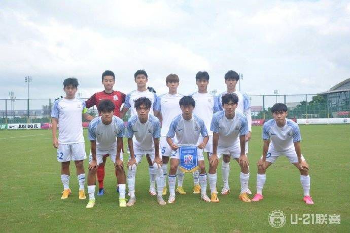 在公厕被灌满jing液绑在公厕