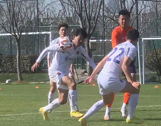 伊人婷婷色香五月综合缴激情