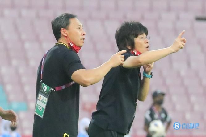 男男军警同床互摸同性