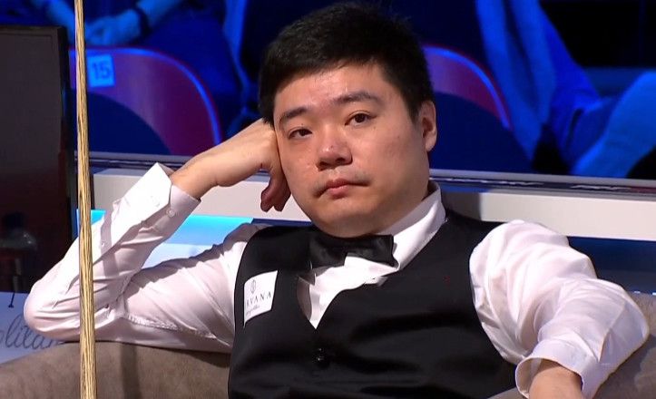 结婚相亲的女职员